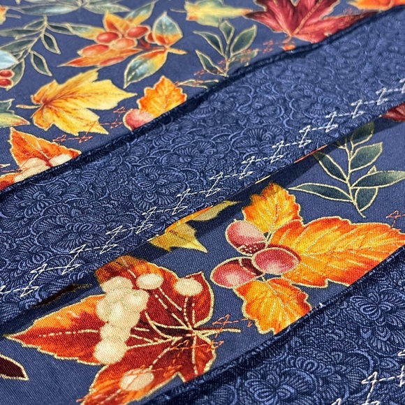 Handmade Colorful Reversible Autumn Leaf Placemats Set of 4 - Picture 6 of 7